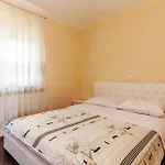 Ribnica-krusevo With Sea View Xii 아파트 *
