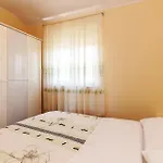 Ribnica-krusevo With Sea View Xii 아파트